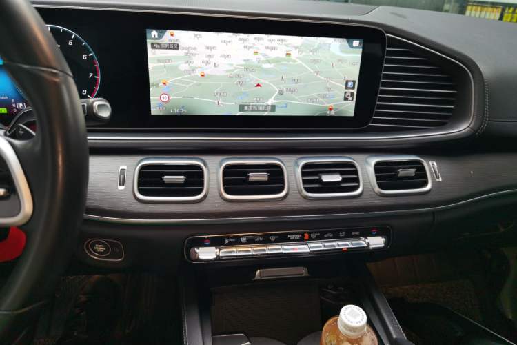 Used Mercedes-Benz GLE 2021 GLE 450 4MATIC Luxury Model Audio And AC Panel