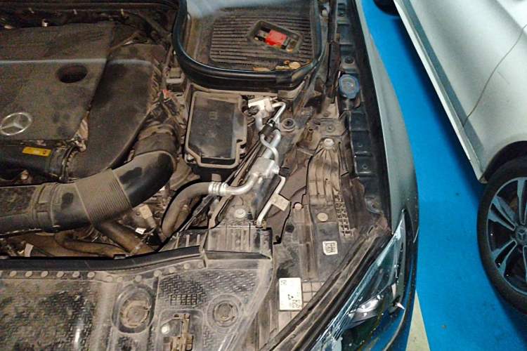 Used Mercedes-Benz GLE 2021 GLE 350 4MATIC Stylish Model Engine Bay Left