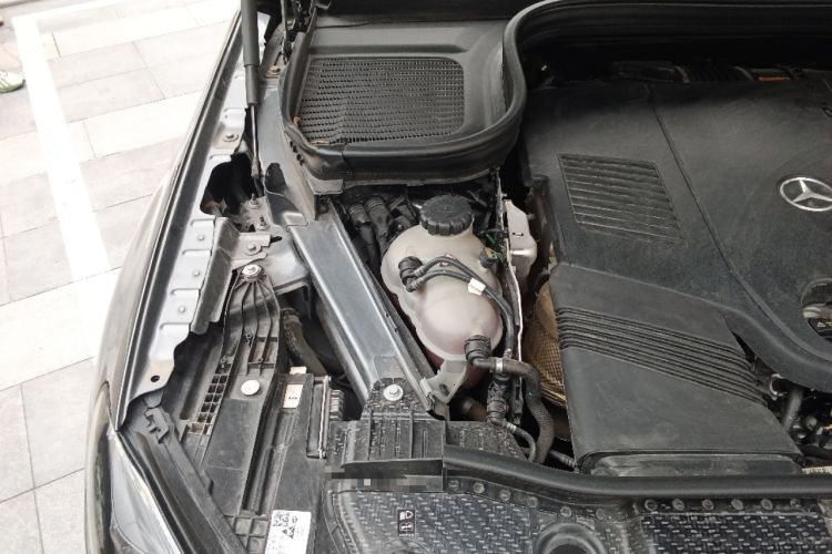 Used Mercedes-Benz GLE 2021 GLE 450 4MATIC Luxury Model Engine Bay Right