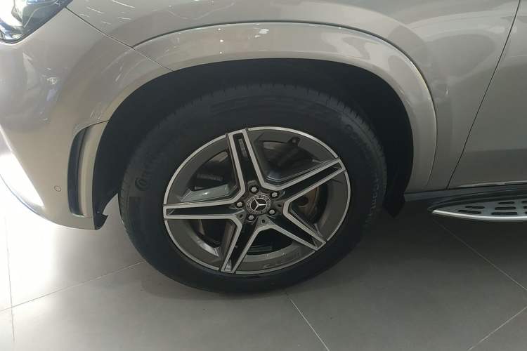 Used Mercedes-Benz GLE 2021 GLE 450 4MATIC Luxury Model Exterior 7