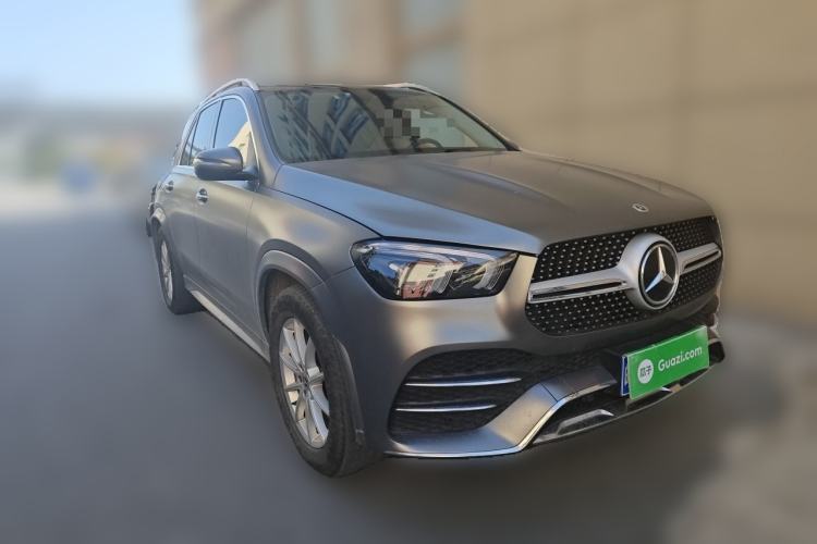 Used Mercedes-Benz GLE 2021 GLE 350 4MATIC Stylish Model Front Right 45 Deg