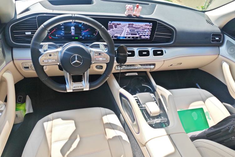Used Mercedes-Benz GLE 2021 GLE 450 4MATIC AMG Line Center Console