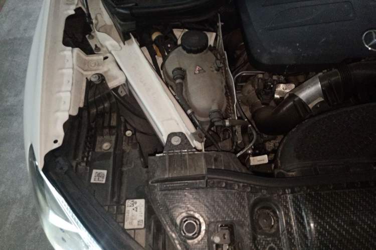 Used Mercedes-Benz GLE 2021 GLE 350 4MATIC Stylish Model Engine Bay Right