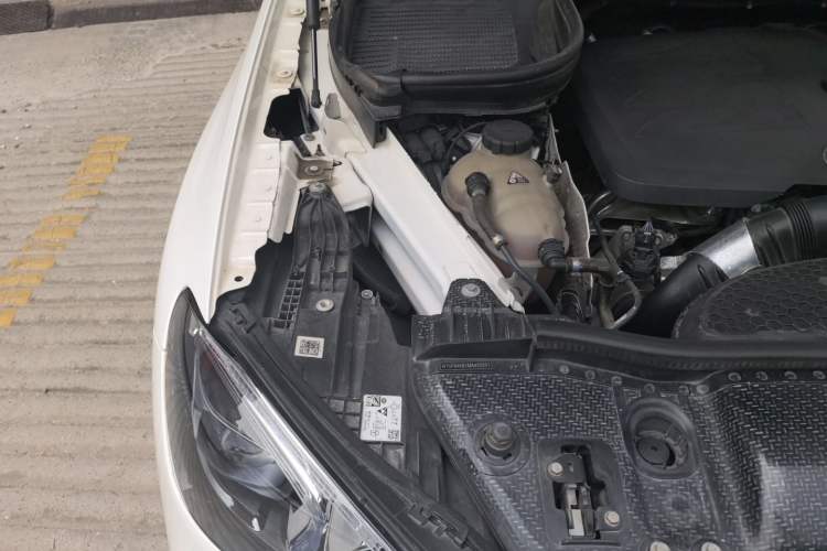 Used Mercedes-Benz GLE 2021 GLE 350 4MATIC Stylish Model Engine Bay Right