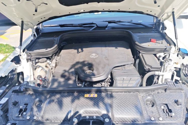 Used Mercedes-Benz GLE 2021 GLE 450 4MATIC AMG Line Engine Bay