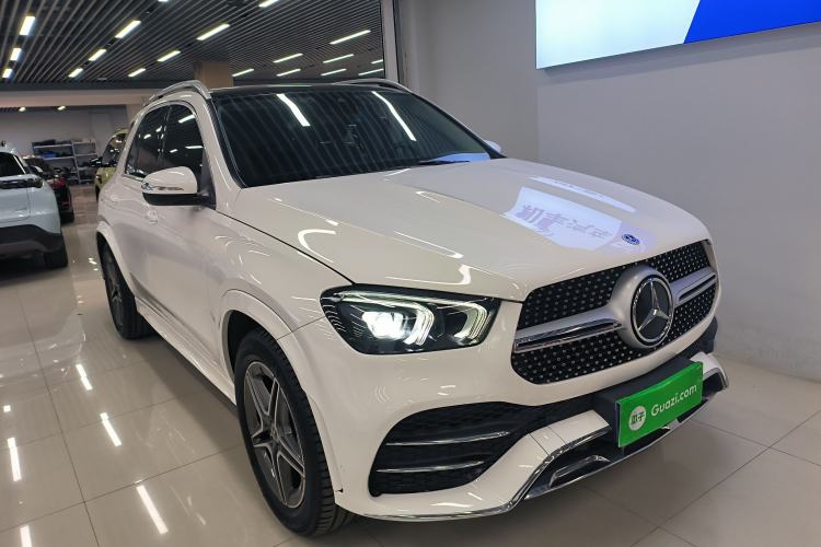 Used Mercedes-Benz GLE 2021 GLE 450 4MATIC AMG Line Exterior 2