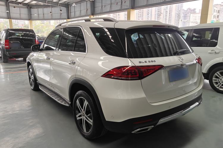 Used Mercedes-Benz GLE 2021 GLE 350 4MATIC Dynamic Edition Exterior 4