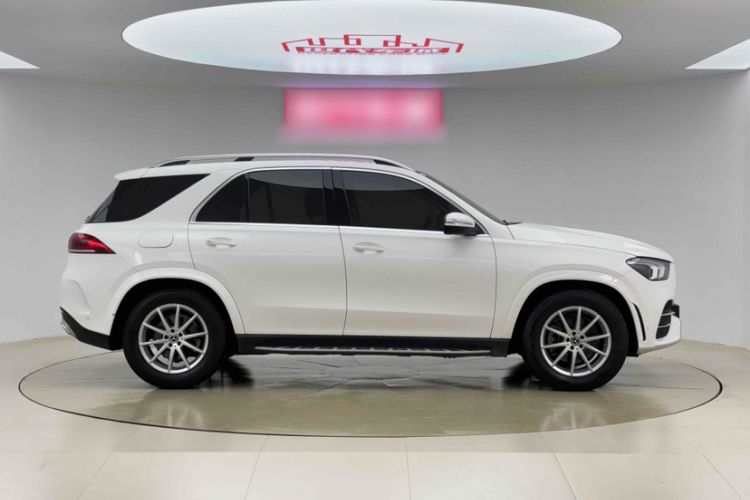 Used Mercedes-Benz GLE 2021 GLE 350 4MATIC Stylish Model Exterior 4
