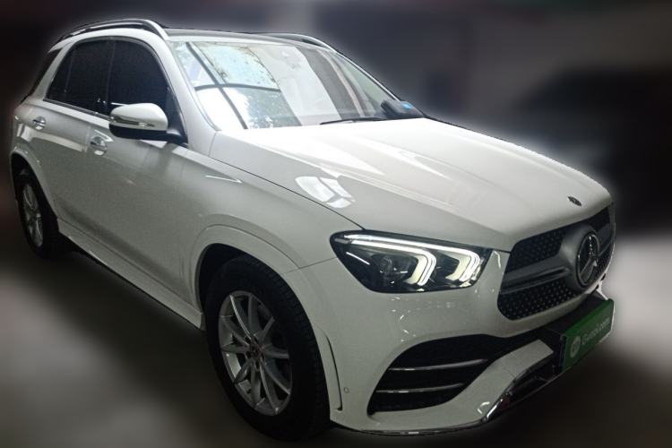 Used Mercedes-Benz GLE 2021 GLE 350 4MATIC Stylish Model Front Right 45 Deg
