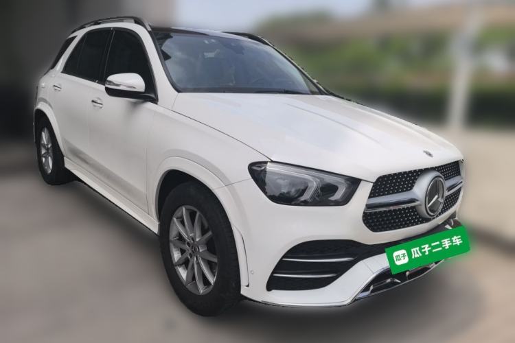 Used Mercedes-Benz GLE 2021 GLE 350 4MATIC Stylish Model Front Right 45 Deg