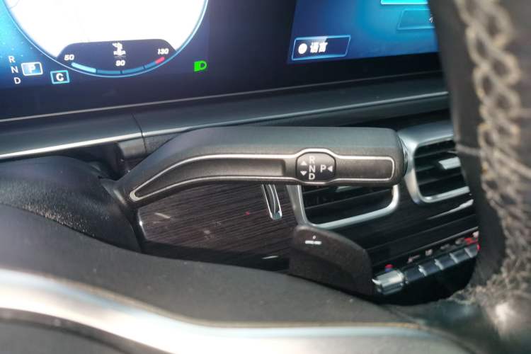 Used Mercedes-Benz GLE 2021 GLE 350 4MATIC Stylish Model Gear Lever