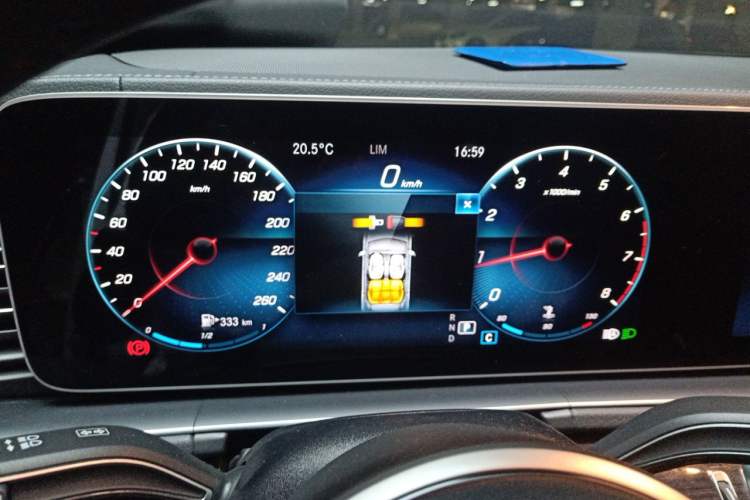 Used Mercedes-Benz GLE 2021 GLE 350 4MATIC Stylish Model Instrument Cluster