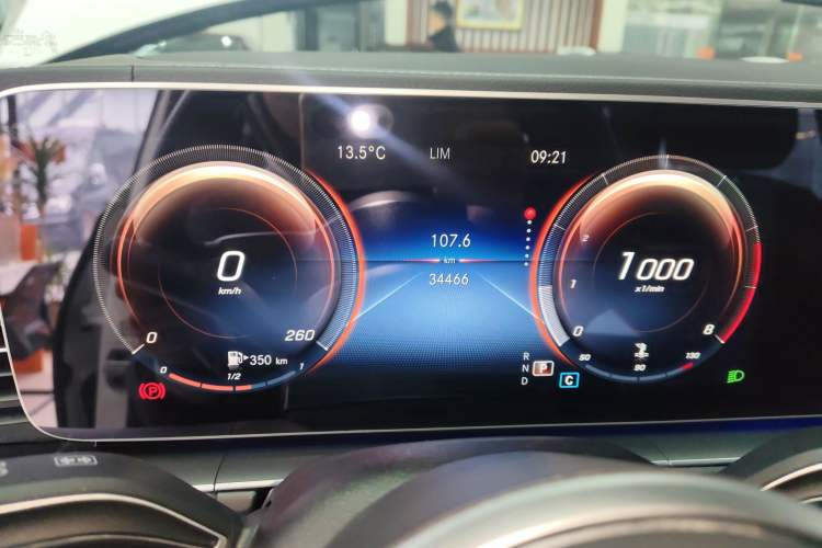 Used Mercedes-Benz GLE 2021 GLE 350 4MATIC Dynamic Edition Instrument Cluster