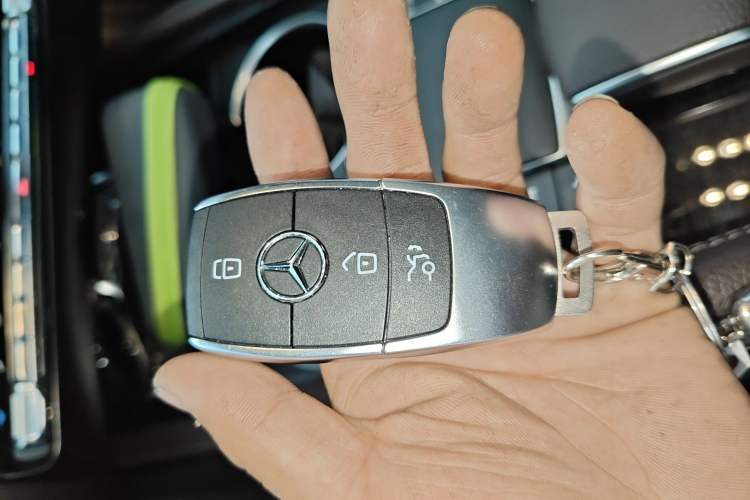 Used Mercedes-Benz GLE 2021 GLE 350 4MATIC Stylish Model Interior 1