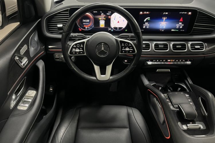 Used Mercedes-Benz GLE 2021 GLE 350 4MATIC Stylish Model Interior 1