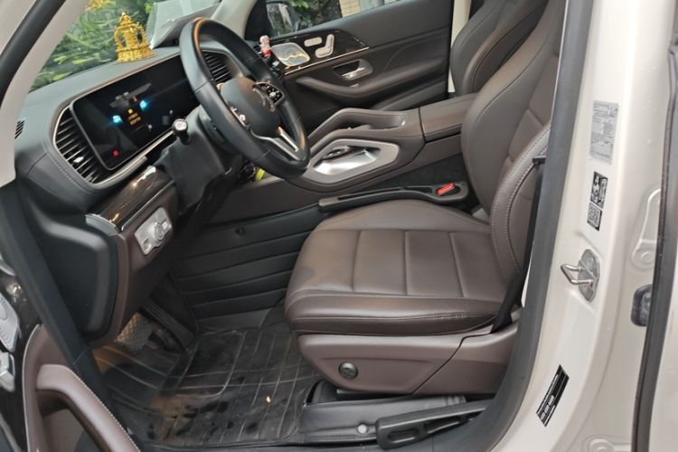 Used Mercedes-Benz GLE 2021 GLE 350 4MATIC Stylish Model Interior 2