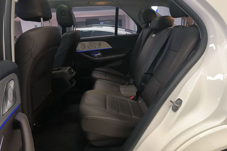 Used Mercedes-Benz GLE 2021 GLE 450 4MATIC AMG Line Interior 4