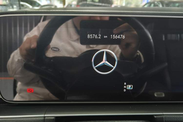 Used Mercedes-Benz GLE 2021 GLE 350 4MATIC Dynamic Edition Odometer Close Up