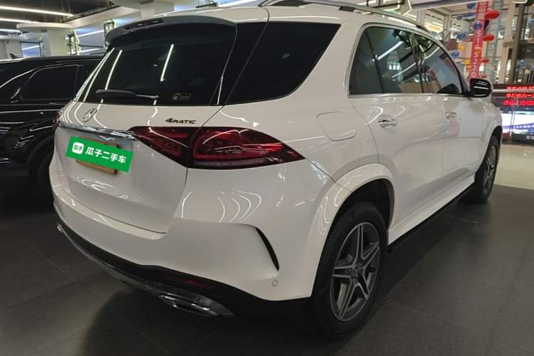 Used Mercedes-Benz GLE 2021 GLE 450 4MATIC Stylish Model Rear Right 45 Deg