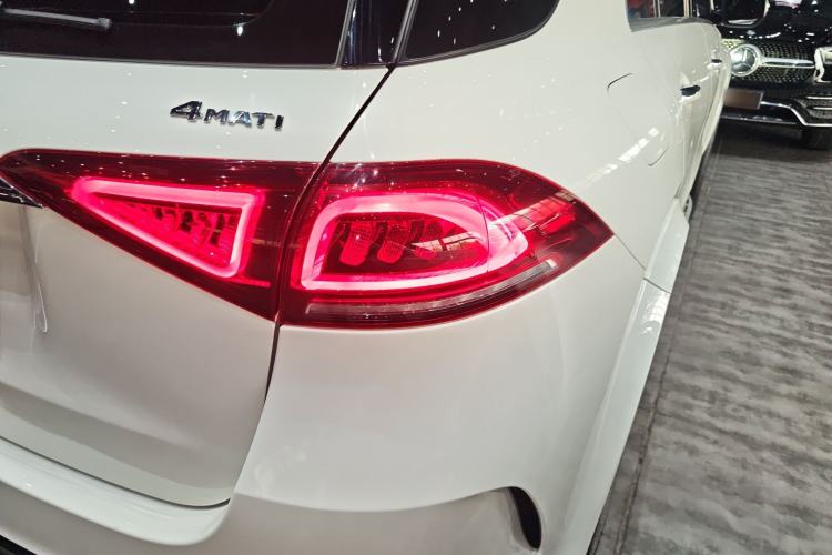Used Mercedes-Benz GLE 2021 GLE 450 4MATIC Stylish Model Right Rear Taillight