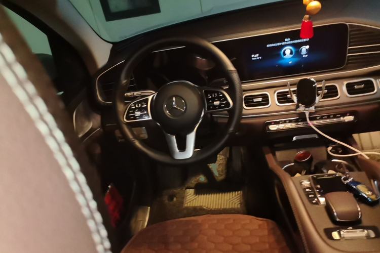 Used Mercedes-Benz GLE 2021 GLE 450 4MATIC Luxury Model Steering Wheel