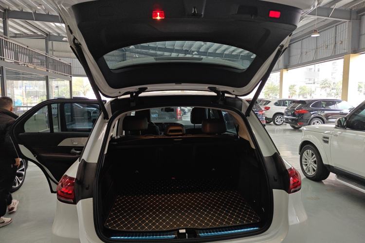 Used Mercedes-Benz GLE 2021 GLE 350 4MATIC Dynamic Edition Trunk