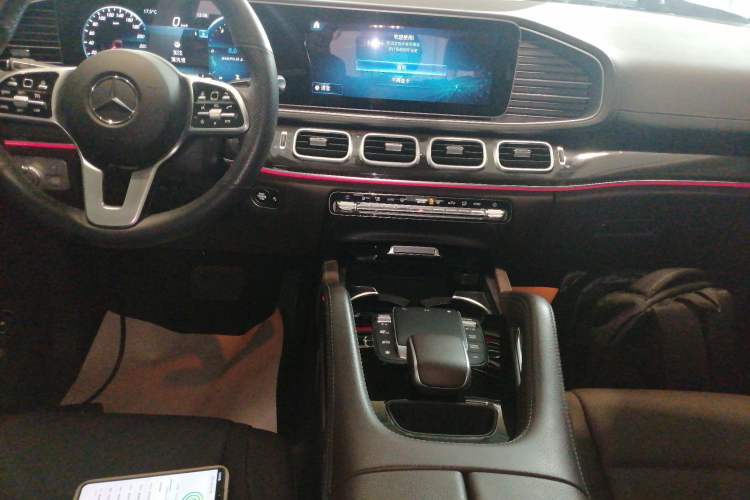 Used Mercedes-Benz GLE 2022 Facelifted GLE 350 4MATIC Fashion Edition Audio And AC Panel