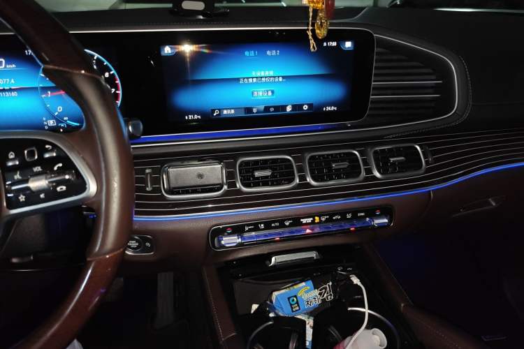 Used Mercedes-Benz GLE 2022 GLE 350 4MATIC Dynamic Edition Audio And AC Panel