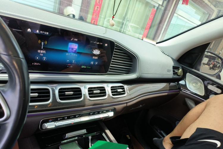 Used Mercedes-Benz GLE 2022 Facelifted GLE 350 4MATIC Fashion Edition Audio And AC Panel