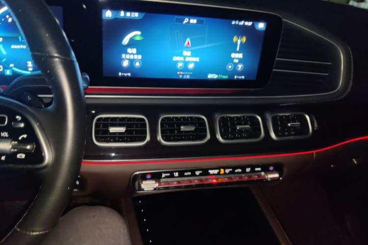 Used Mercedes-Benz GLE 2022 GLE 350 4MATIC Stylish Model Audio And AC Panel
