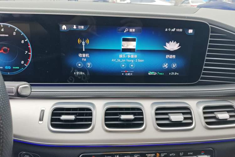 Used Mercedes-Benz GLE 2022 Refreshed GLE 450 4MATIC Coupe SUV Fashion Version Audio And AC Panel