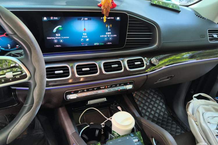 Used Mercedes-Benz GLE 2022 Facelifted GLE 350 4MATIC Fashion Edition Audio And AC Panel