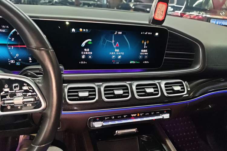 Used Mercedes-Benz GLE 2022 GLE 350 4MATIC Stylish Model Audio And AC Panel