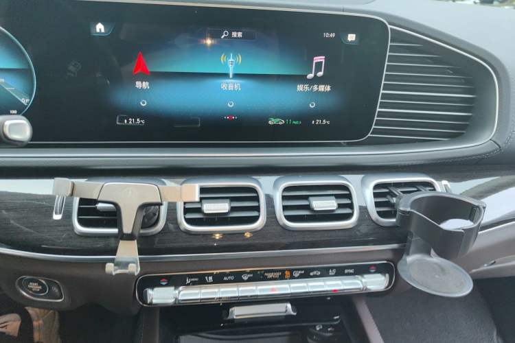 Used Mercedes-Benz GLE 2022 GLE 350 4MATIC Stylish Model Audio And AC Panel