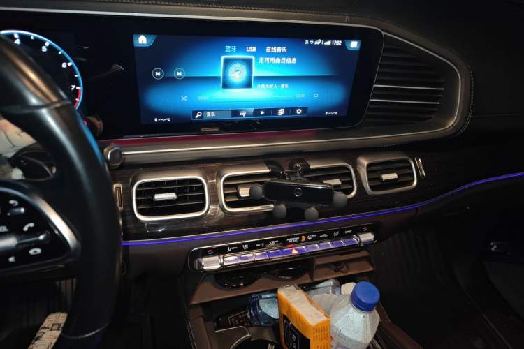 Used Mercedes-Benz GLE 2022 Facelifted GLE 350 4MATIC Fashion Edition Audio And AC Panel