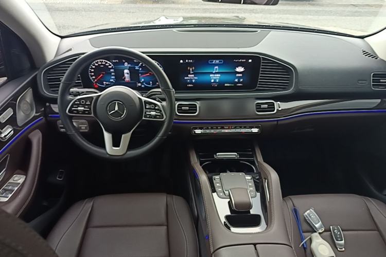 Used Mercedes-Benz GLE 2022 GLE 350 4MATIC Stylish Model Center Console