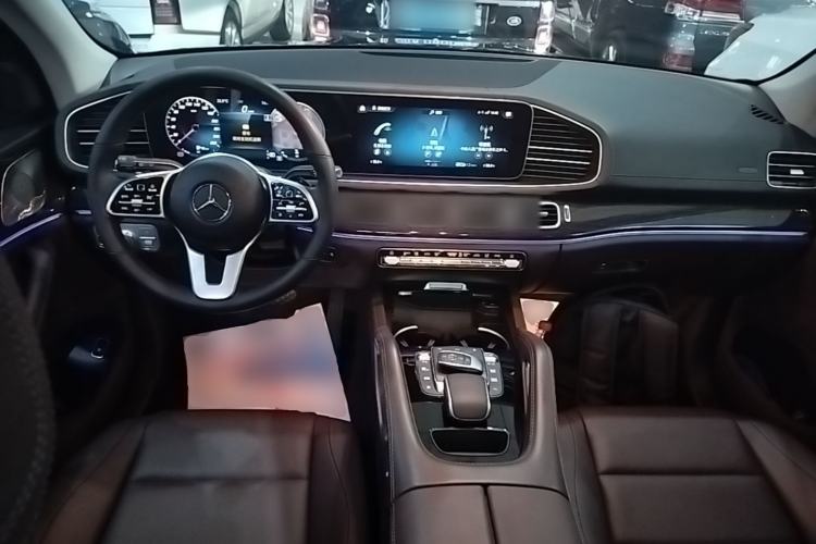 Used Mercedes-Benz GLE 2022 Facelifted GLE 350 4MATIC Fashion Edition Center Console