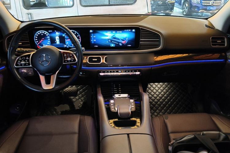 Used Mercedes-Benz GLE 2022 Facelifted GLE 350 4MATIC Fashion Edition Center Console