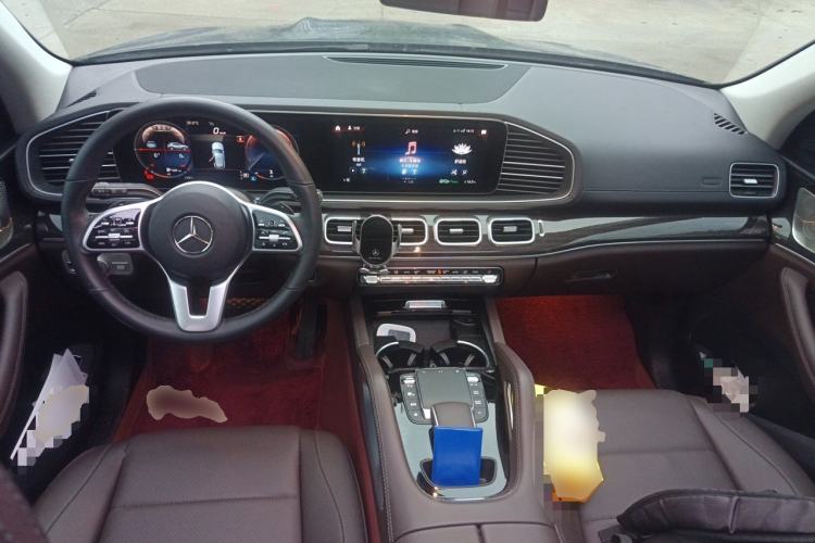 Used Mercedes-Benz GLE 2022 Facelifted GLE 350 4MATIC Fashion Edition Center Console