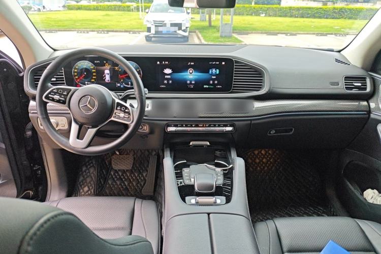 Used Mercedes-Benz GLE 2022 Restyled GLE 350 4MATIC Coupe SUV Fashion Version Center Console