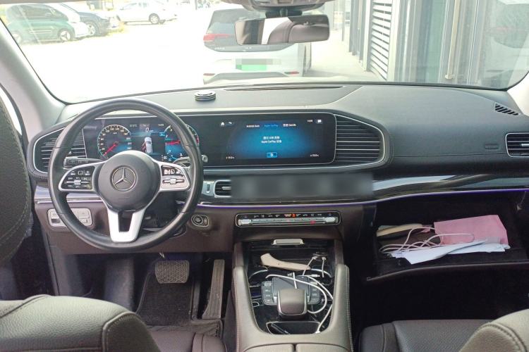 Used Mercedes-Benz GLE 2022 GLE 350 4MATIC Stylish Model Center Console