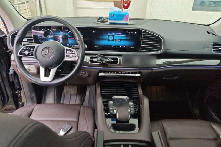 Used Mercedes-Benz GLE 2022 GLE 350 4MATIC Stylish Model Center Console