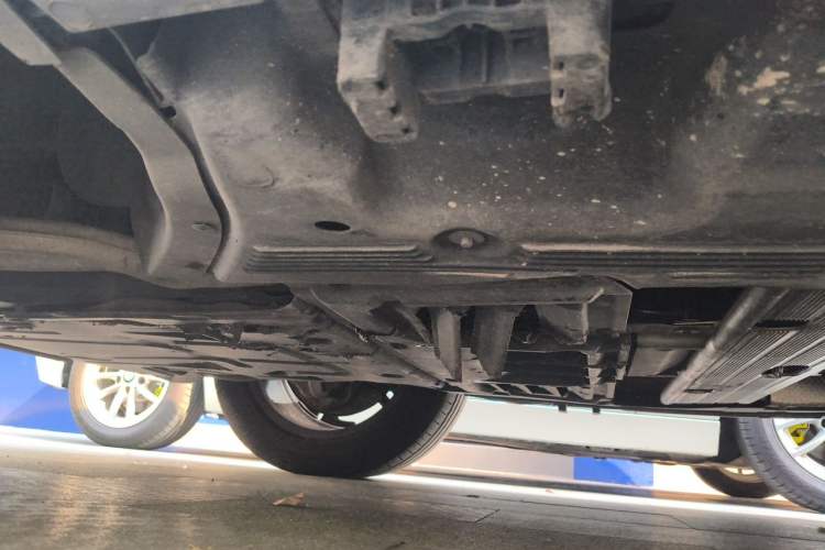 Used Mercedes-Benz GLE 2022 GLE 450 4MATIC Luxury Model Chassis Rear Left