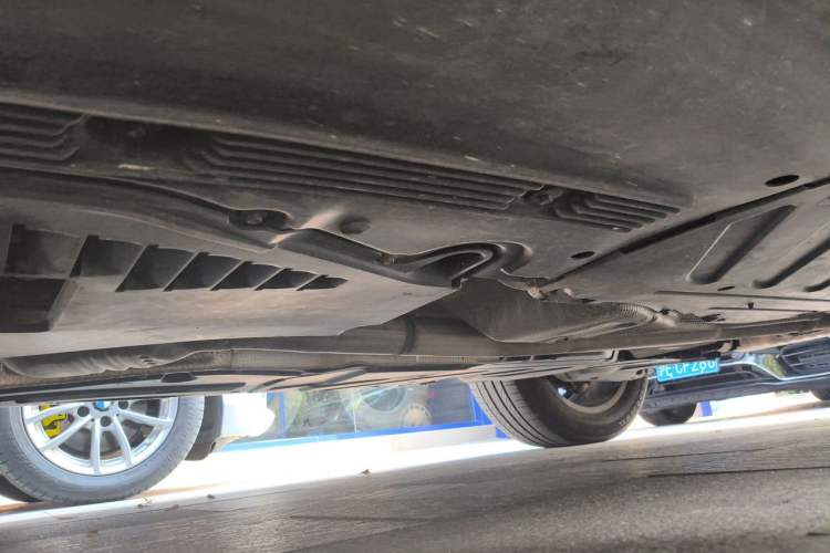 Used Mercedes-Benz GLE 2022 GLE 450 4MATIC Luxury Model Chassis Rear Right