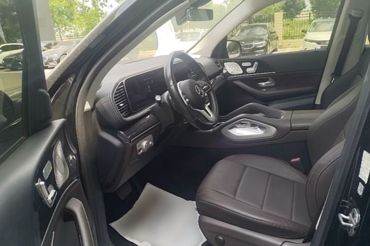 Used Mercedes-Benz GLE 2022 GLE 350 4MATIC Stylish Model Driver Seat