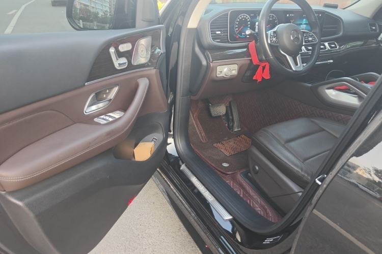 Used Mercedes-Benz GLE 2022 Facelifted GLE 350 4MATIC Fashion Edition Driver Seat