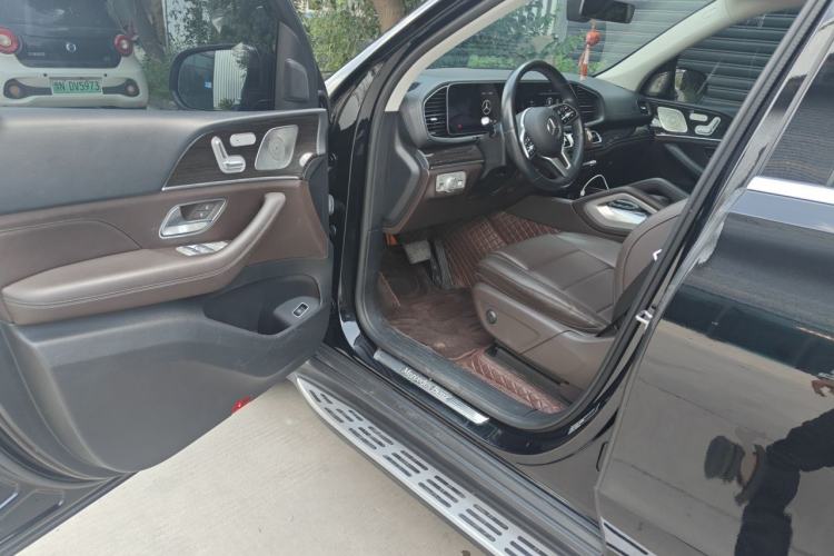 Used Mercedes-Benz GLE 2022 GLE 350 4MATIC Stylish Model Driver Seat