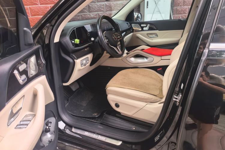 Used Mercedes-Benz GLE 2022 Facelifted GLE 350 4MATIC Fashion Edition Driver Seat