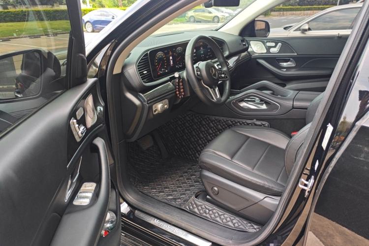 Used Mercedes-Benz GLE 2022 Restyled GLE 350 4MATIC Coupe SUV Fashion Version Driver Seat