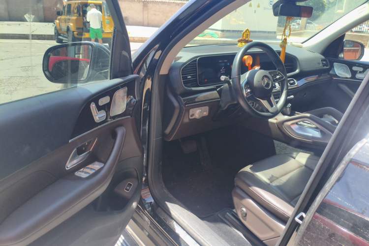 Used Mercedes-Benz GLE 2022 GLE 350 4MATIC Stylish Model Driver Seat